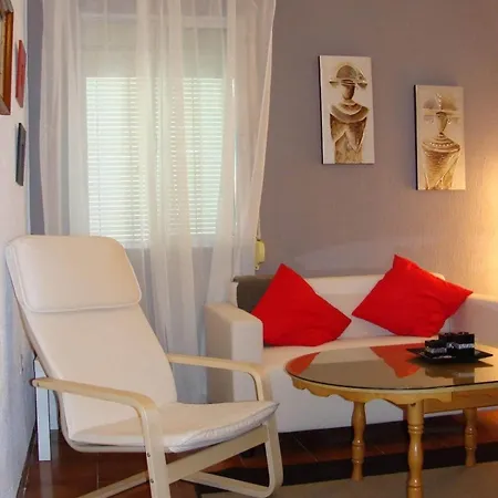 3 Bedrooms - Vincent Y Apartment