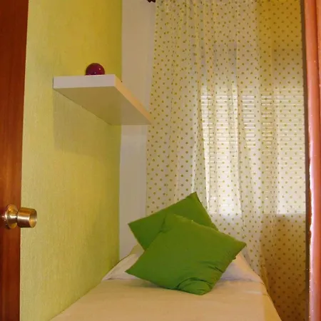 3 Bedrooms - Vincent Y